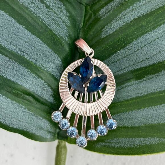 Vintage Van Dell Sterling Silver Blue Rhinestone Pendant Screw Post Earring Set - Picture 3 of 6